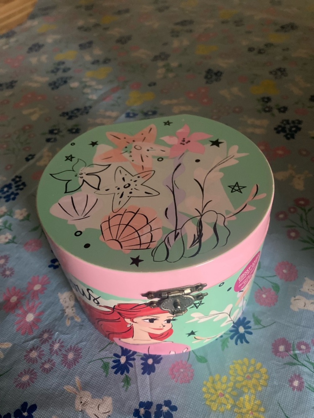 Round Floral Jewelry Box with Mermaid Illustration